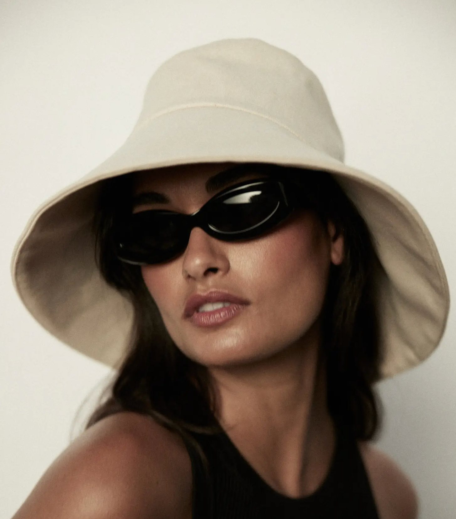 Janessa Leone Womens Accessories Walker Bucket Hat