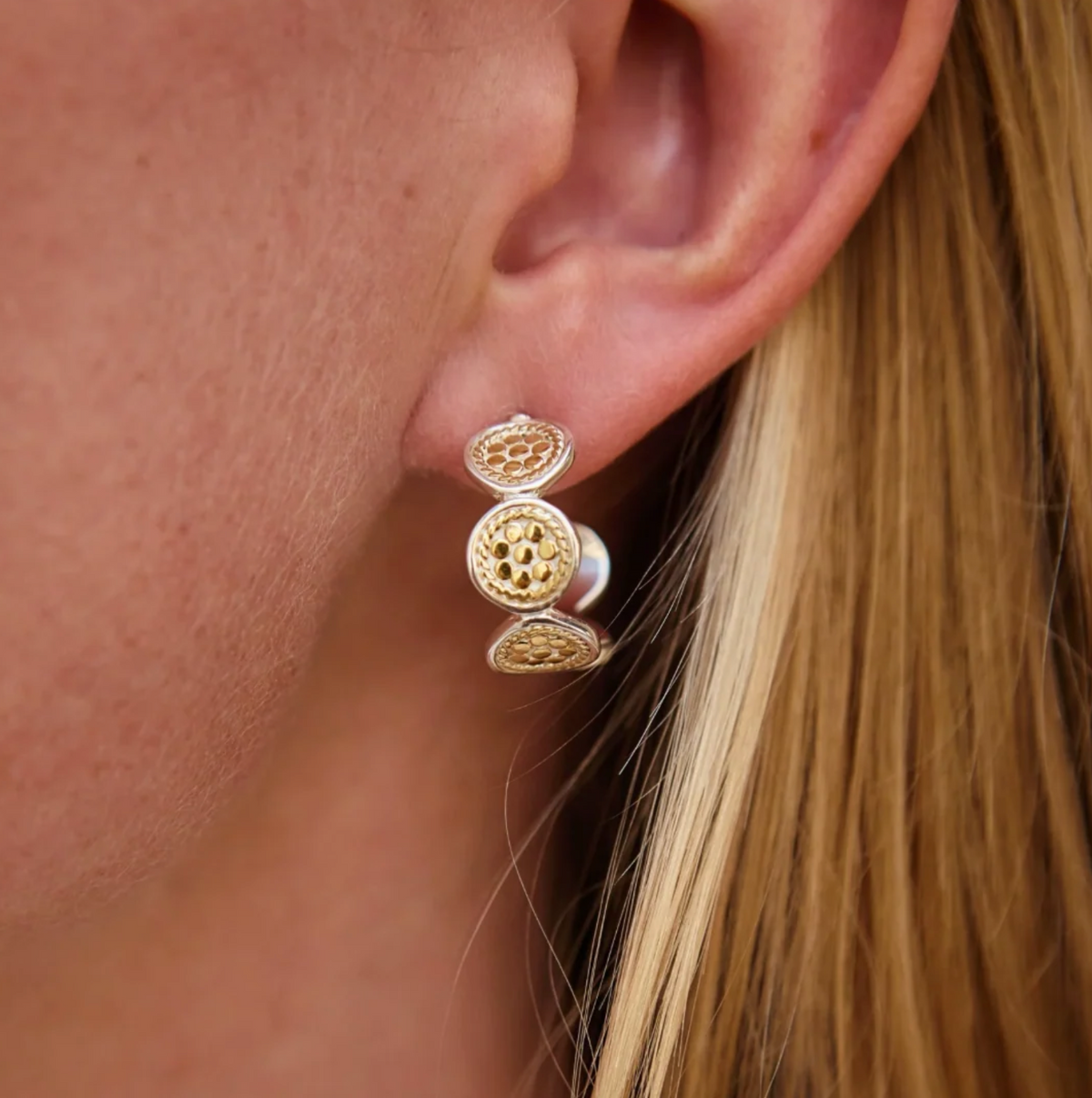 ANNA BECK Womens Jewelry Wisdom Hoops