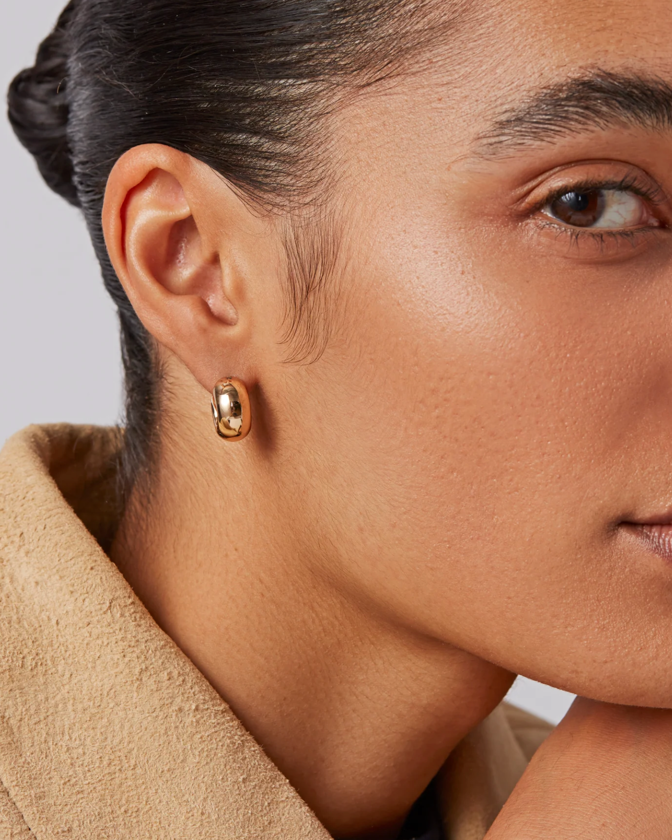 Jenny Bird Womens Jewelry Mini Tome Hoop Earrings