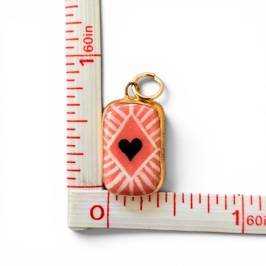Shá Parlé Womens Jewelry Shining Heart Diamond Charm