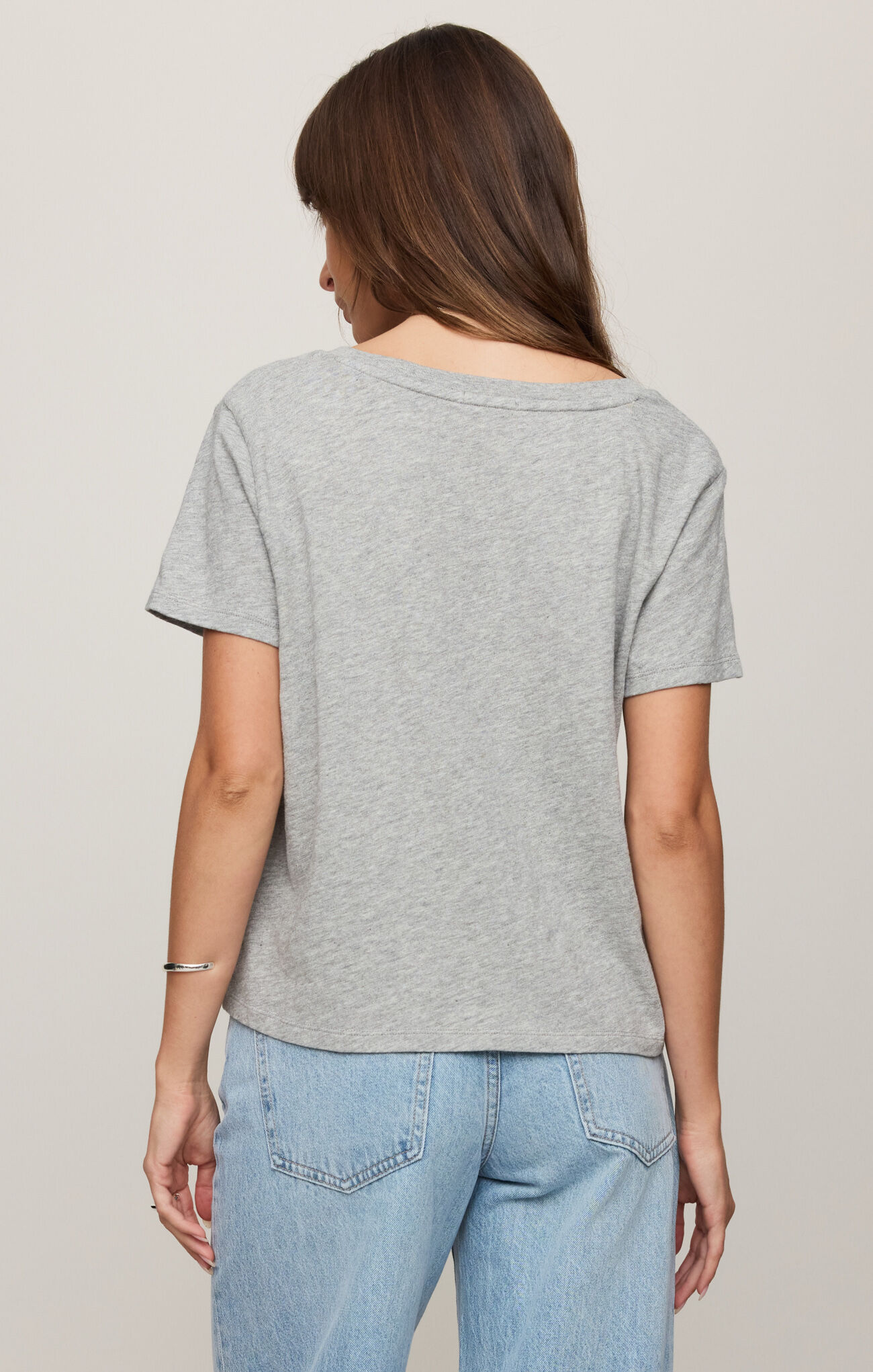 Z Supply Womens Basics Nomad V-Neck Tee